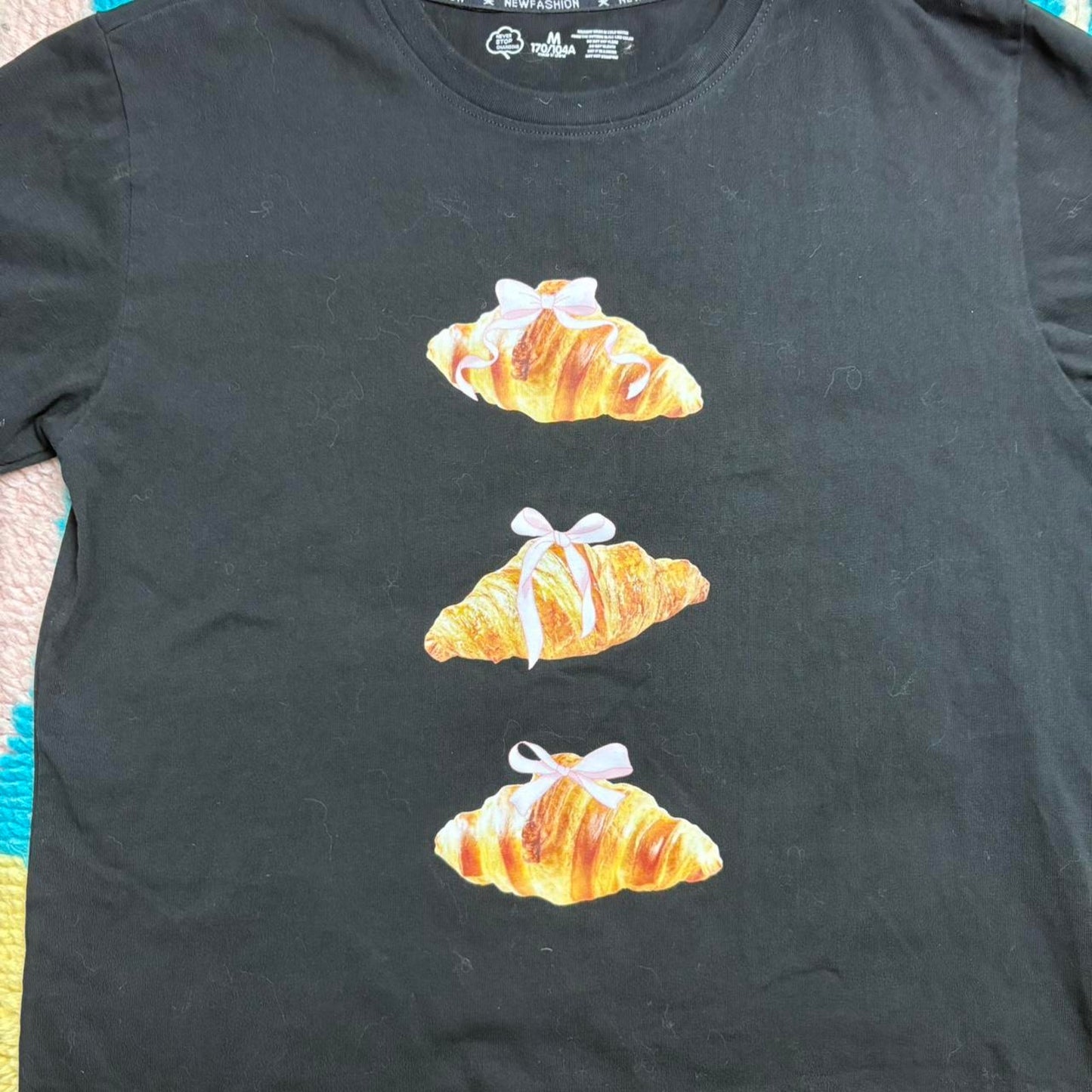 Croissant T-Shirt