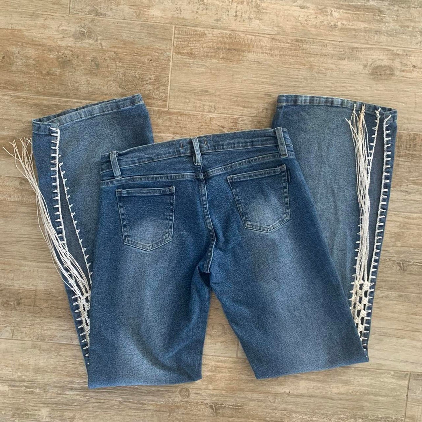 Cutout style jeans about