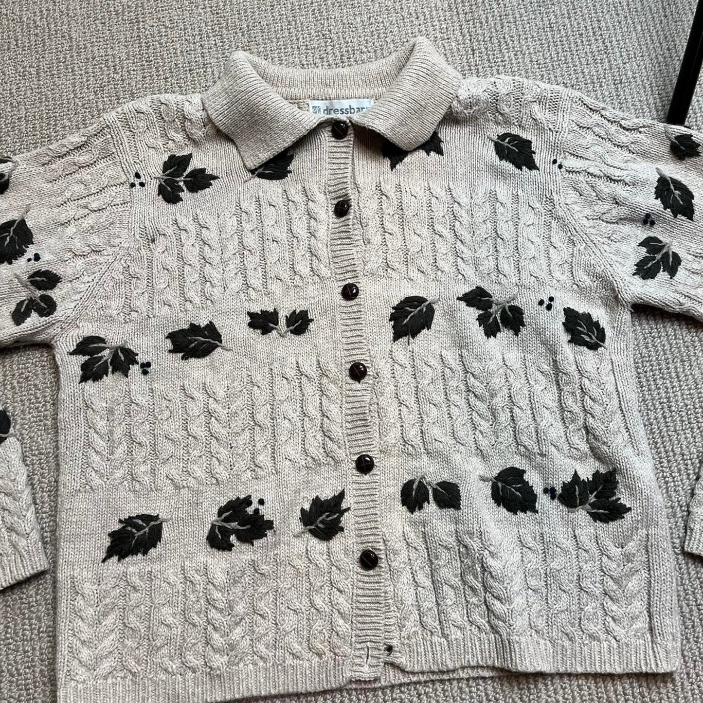 Leaf Pattern Cardigan