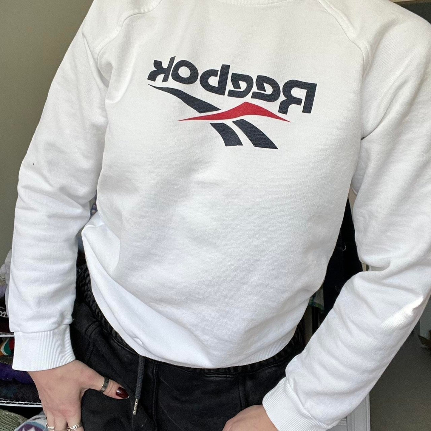 Reebok White Crewneck Sweatshirt
