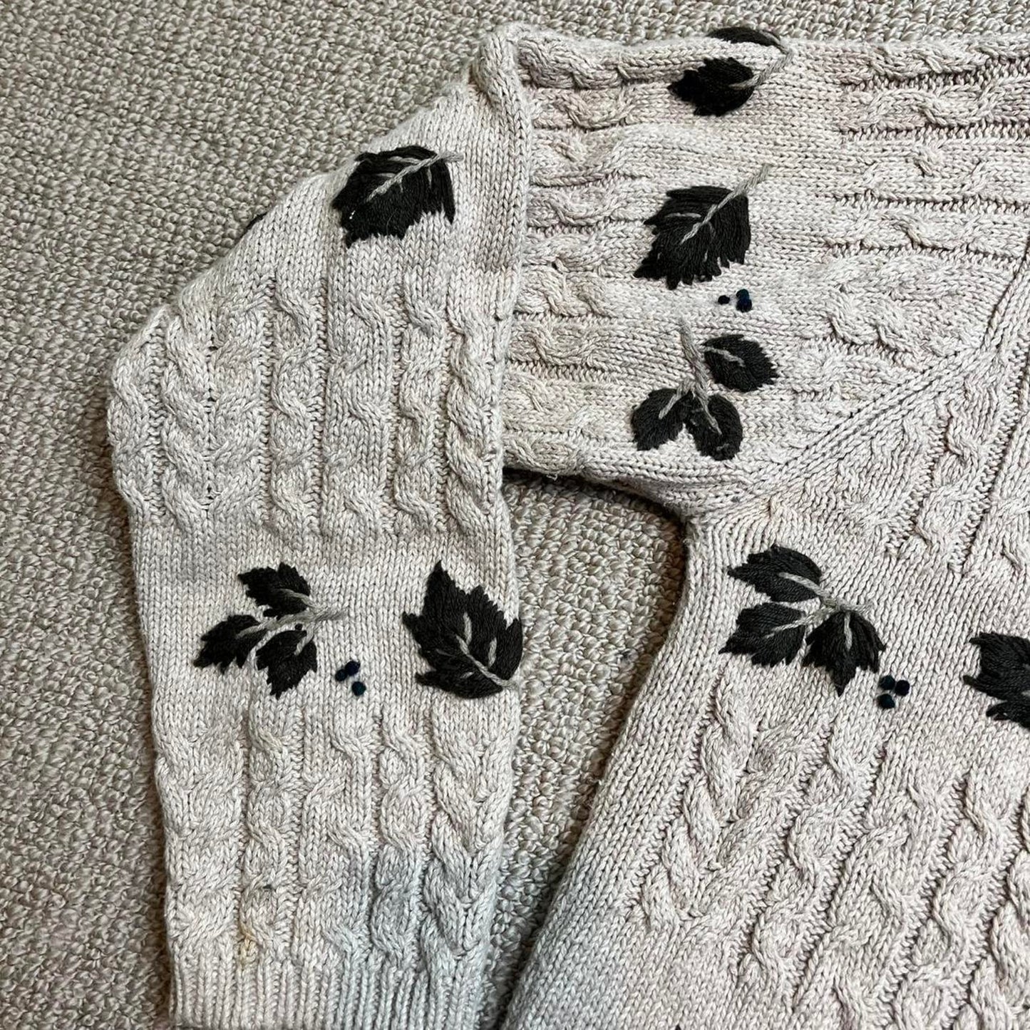 Leaf Pattern Cardigan