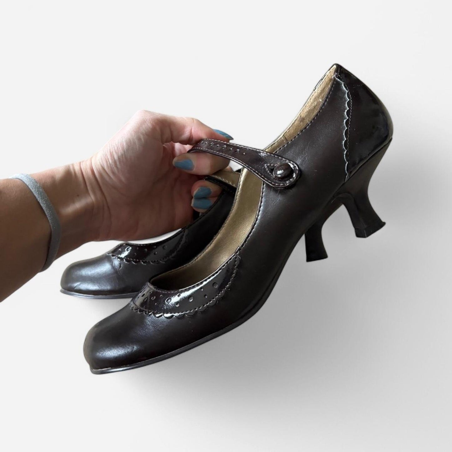 Brown Mary Jane Kitten Heels